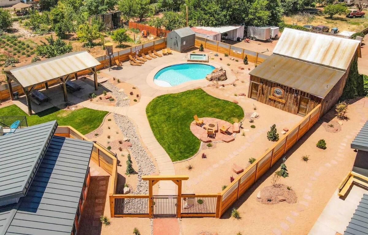 Timber & Tin G 2Bed 2Bath W Pool & Rooftop Deck Kanab Exterior photo
